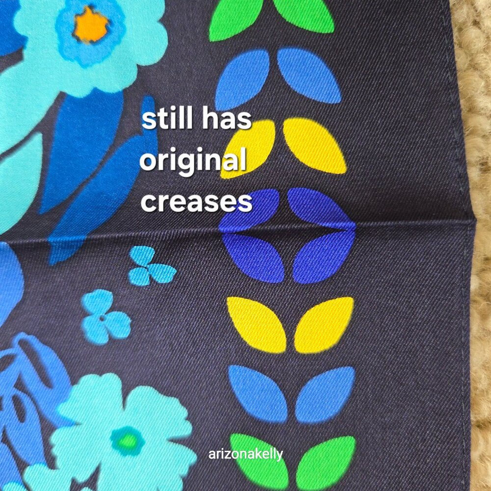 Vera Bradley Silk Scarf Square Floral Flowers - Picture 7 of 8